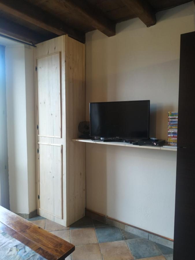 Casa Accogliente Vista Lago Alserio Екстер'єр фото