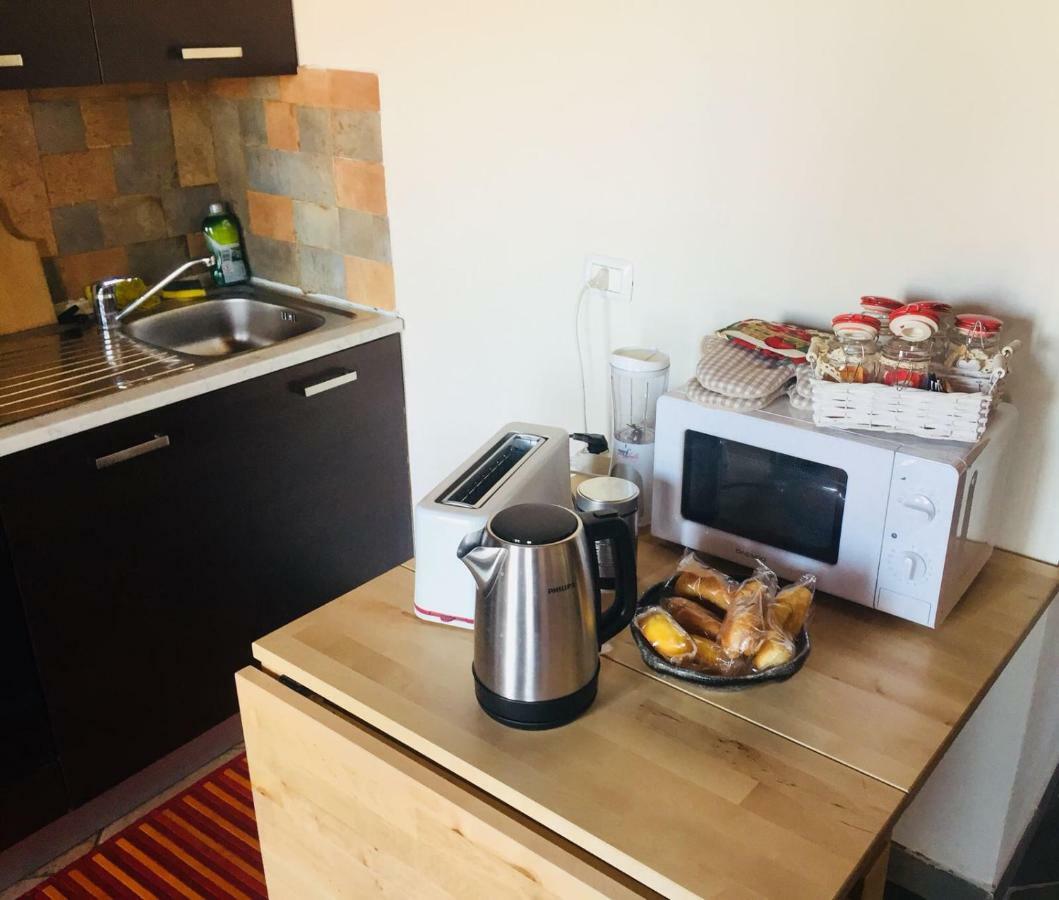 Casa Accogliente Vista Lago Alserio Екстер'єр фото
