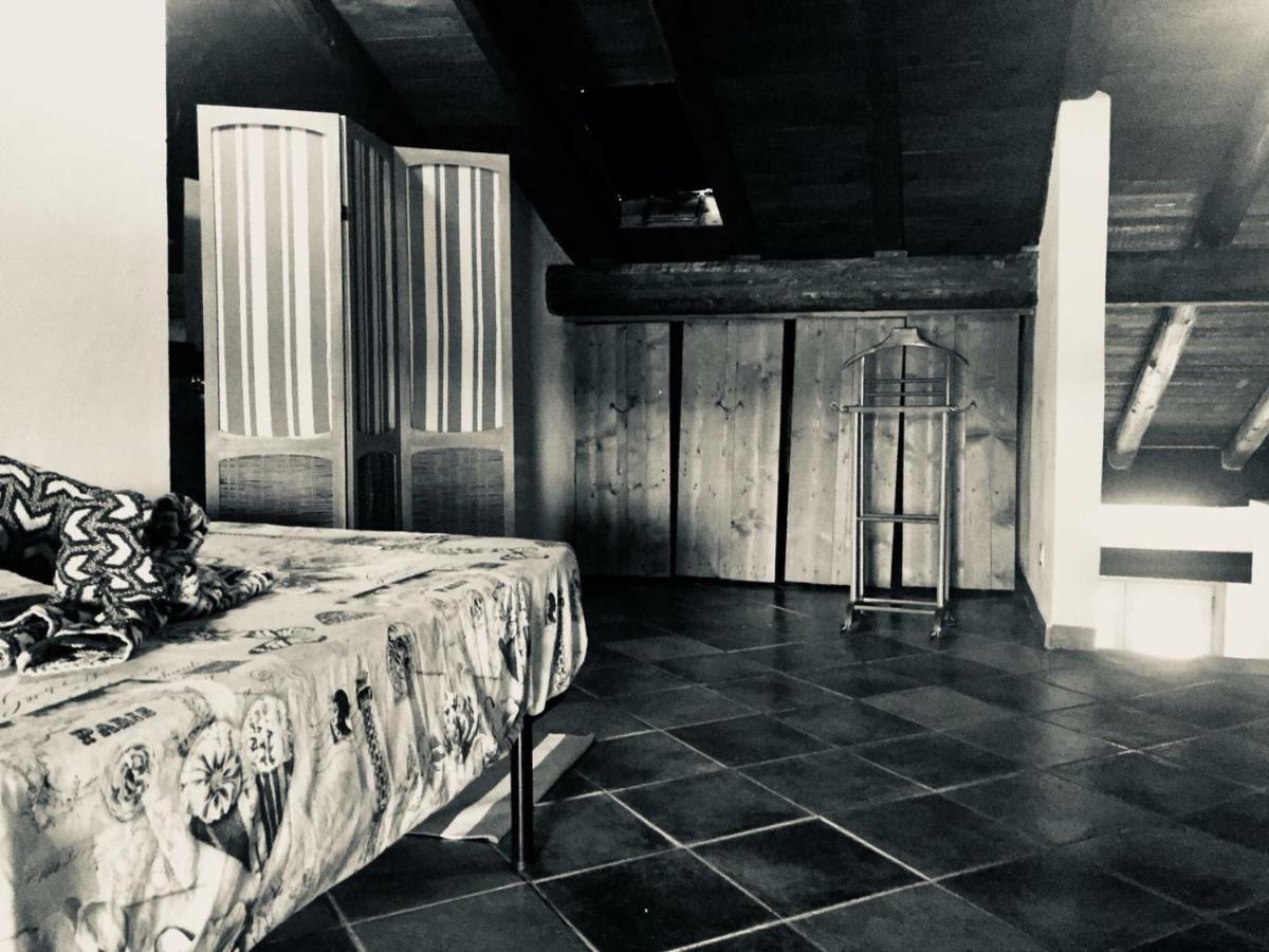 Casa Accogliente Vista Lago Alserio Екстер'єр фото