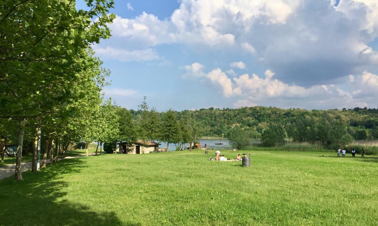 Casa Accogliente Vista Lago Alserio Екстер'єр фото